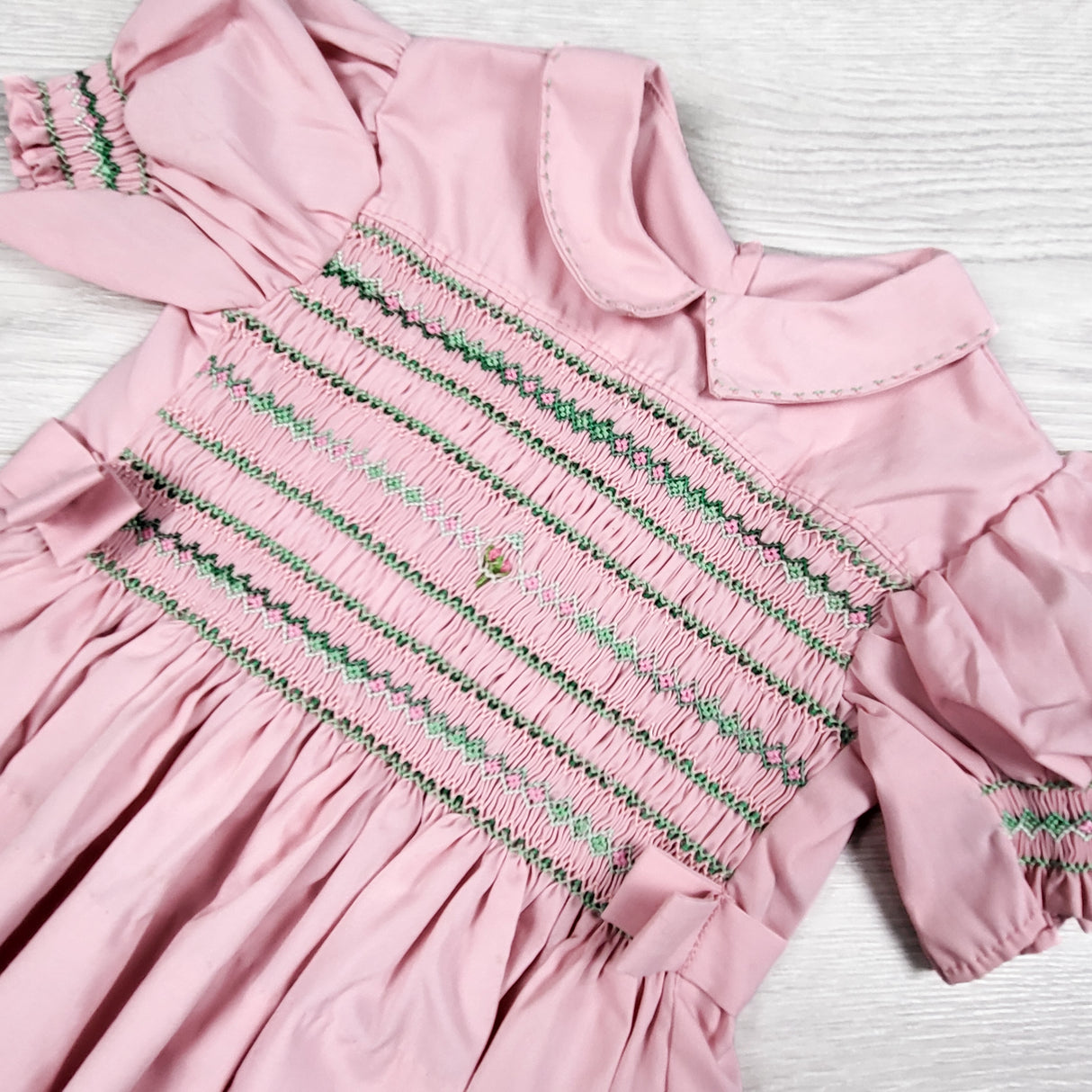Vintage Bessbea Frocks Girls Hand-Smocked Pink Dress - AS IS. Approx size 12-18 months