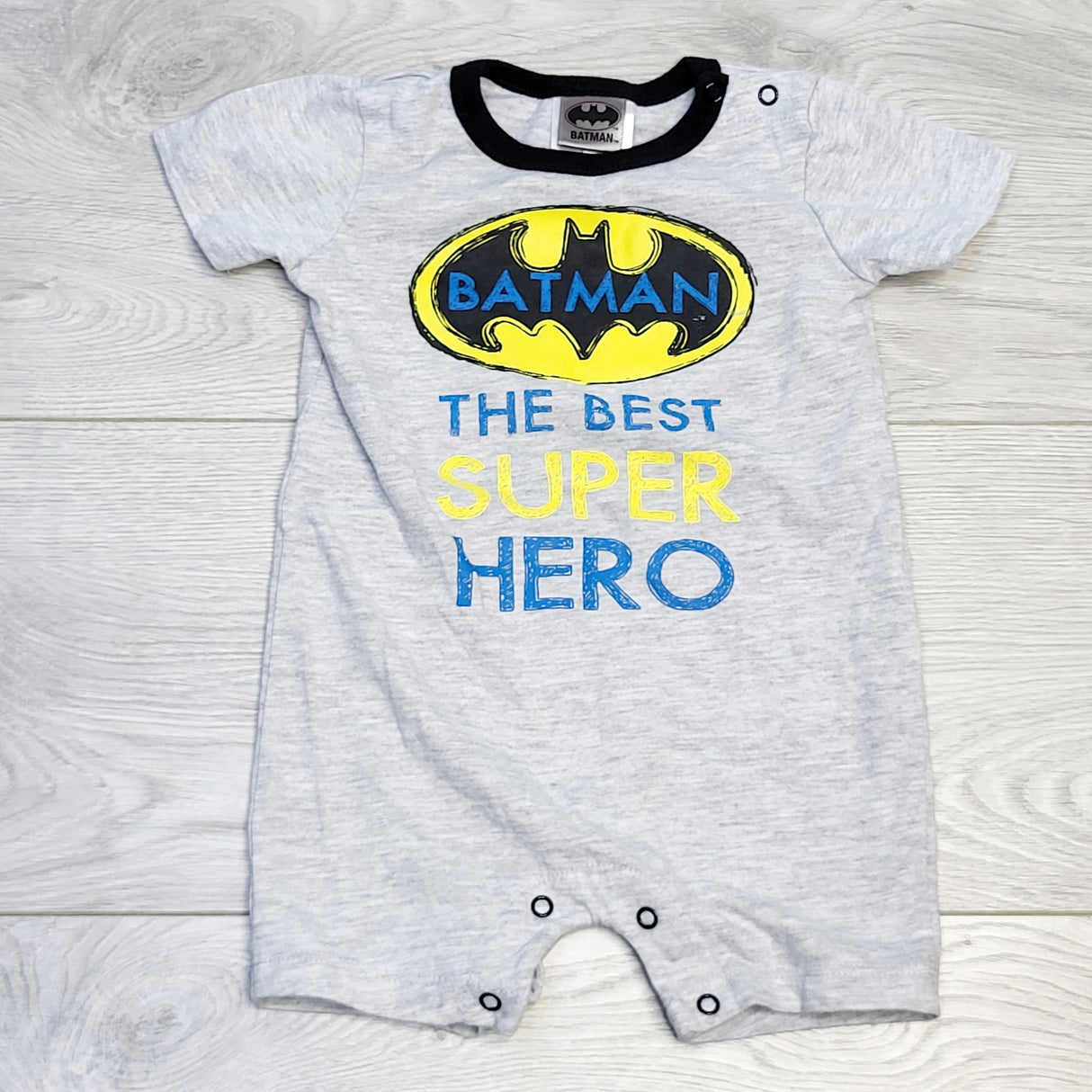 CHOL1 - Grey Batman cotton romper "The Best Super Hero", size 3-6 months