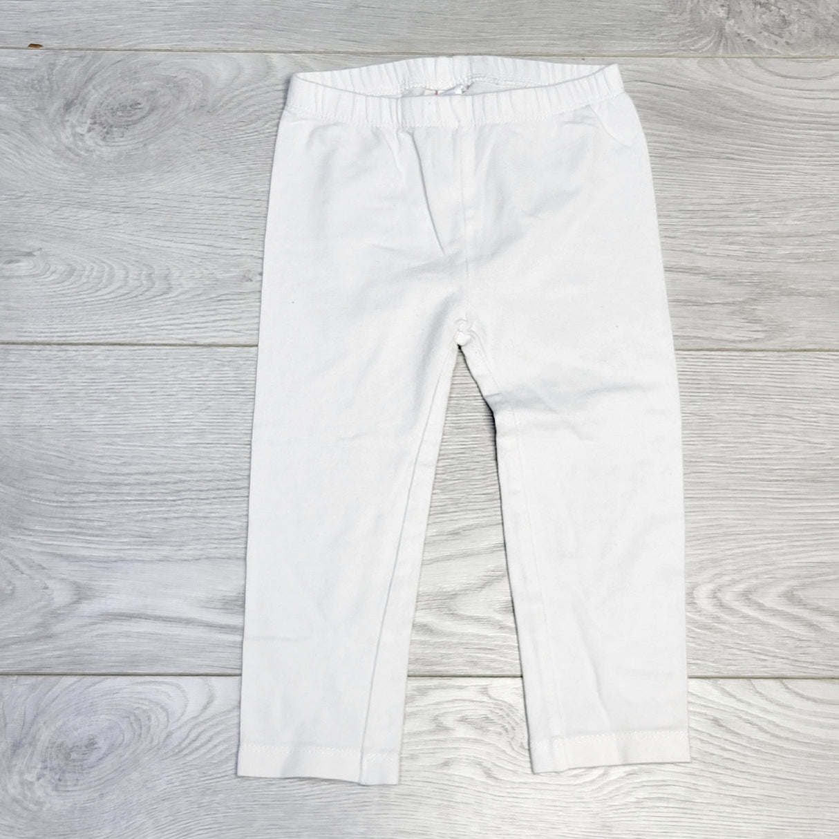 GDM1 - White cotton legging, 24 months