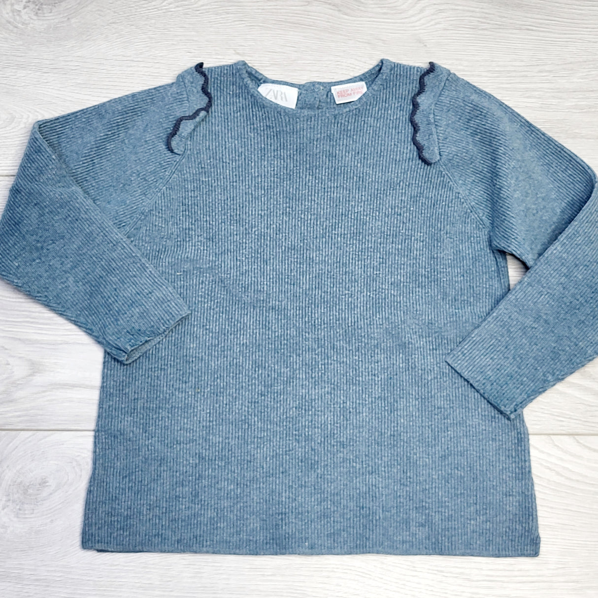 RZA1 - Zara blue ribbed sweater with ruffles, size 4/5T