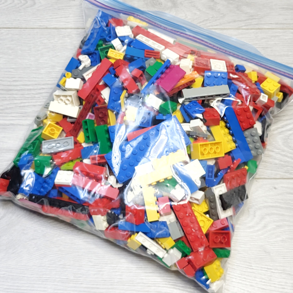 CHAM2 - LEGO Lot (approx 2 to 2.5 lbs)