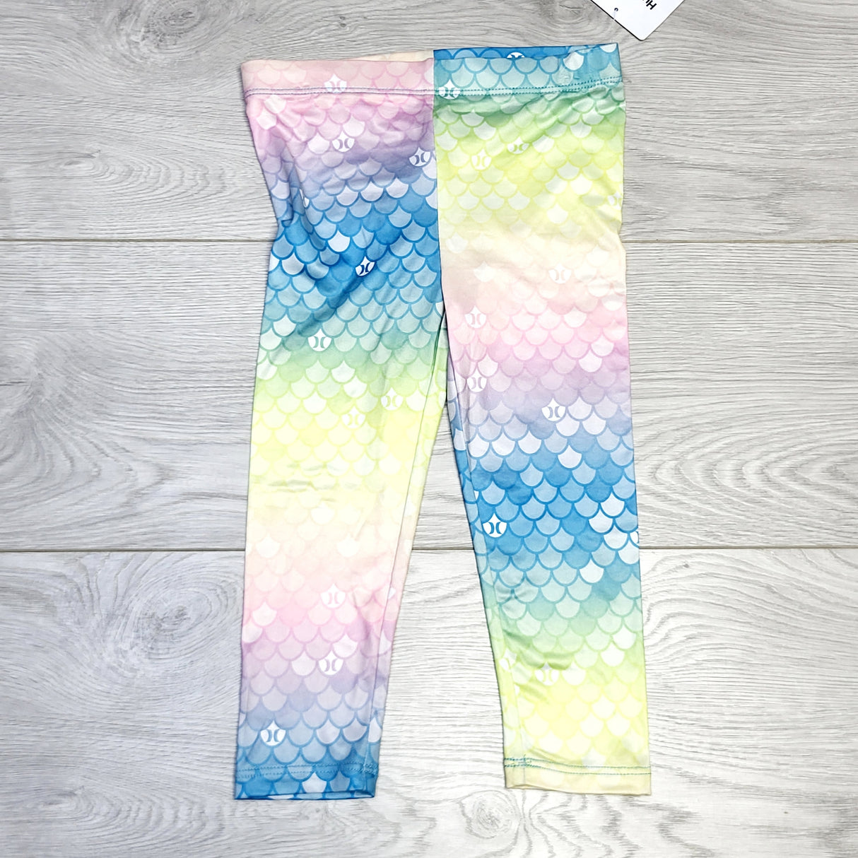 KSAL3 - NEW - Hurley active leggings with mermaid scales, size 24 months