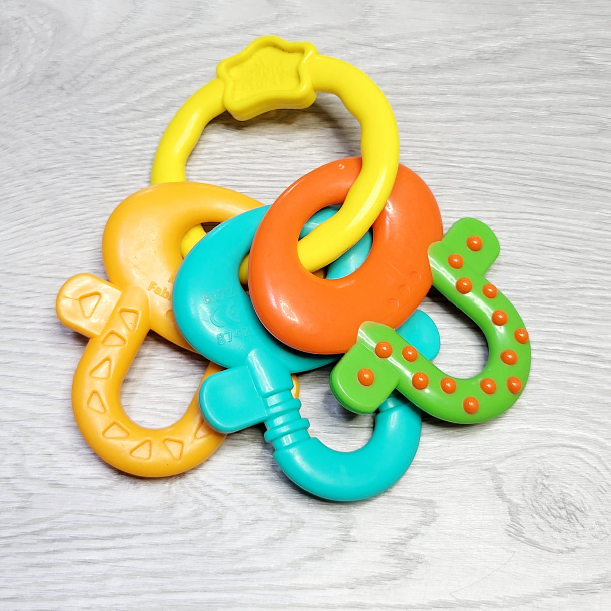 RBRSN2 - Plastic key toys