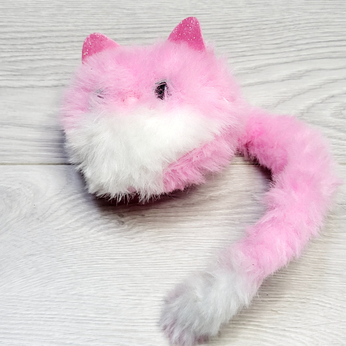SPLT3 - Pomsies Pink Pet - interactive toy