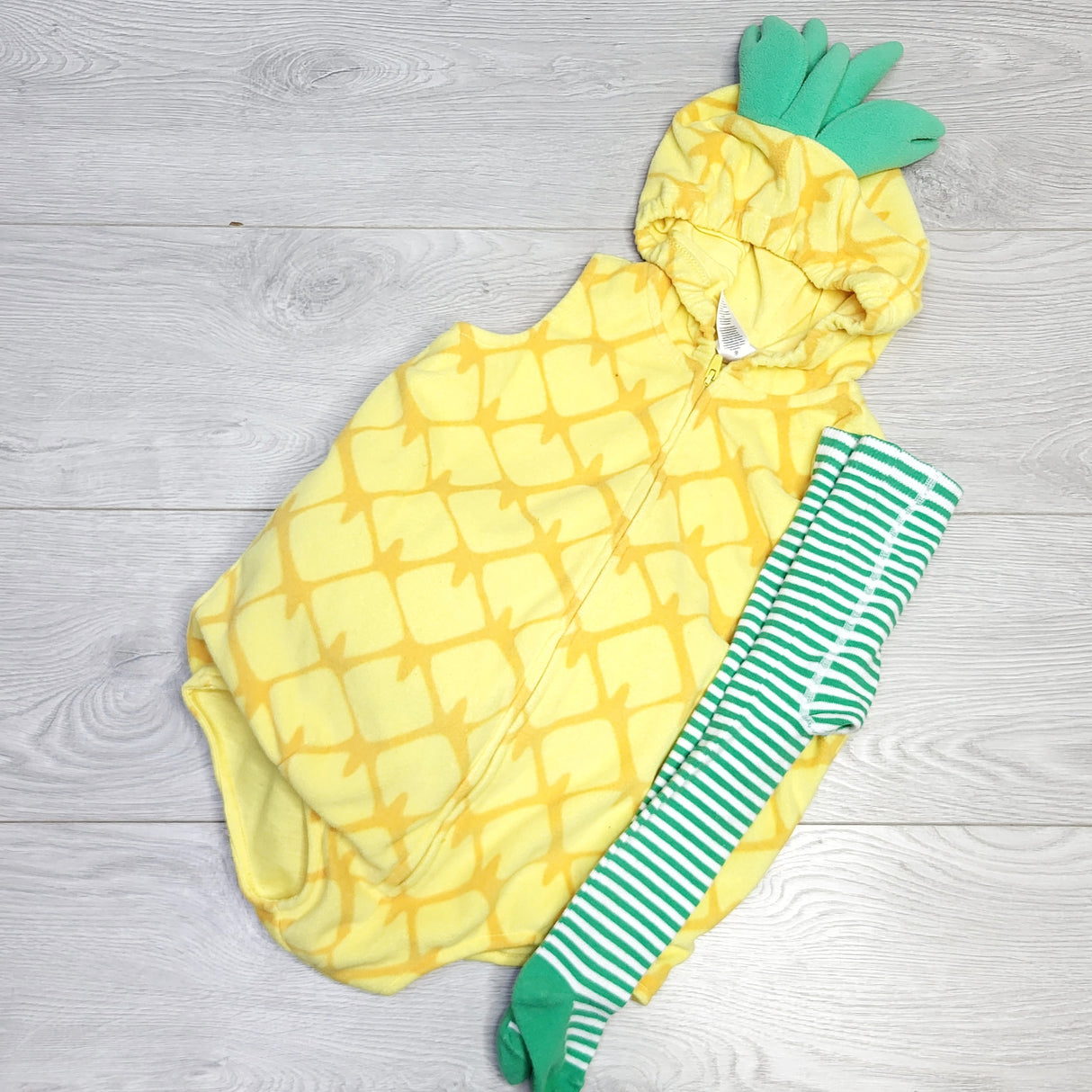 MSK1 - Carters 2pc pineapple costume. Size 24 months