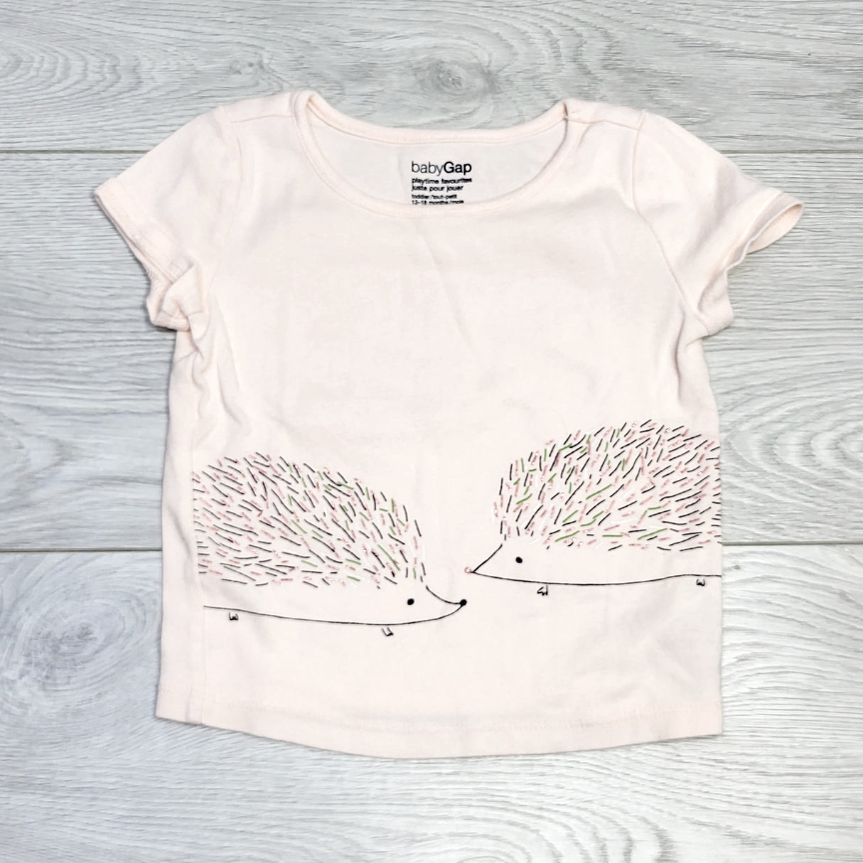 MSNDS1 - Gap pale pink t-shirt with hedgehogs. Size 12-18 months
