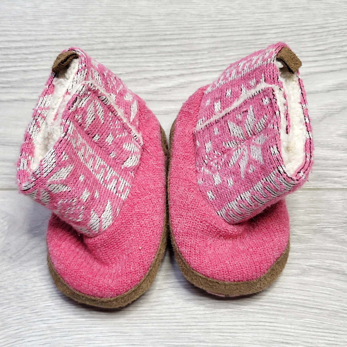 MSNDS11 - Zara pink knit soft soled booties. Sizes like 3-6 months