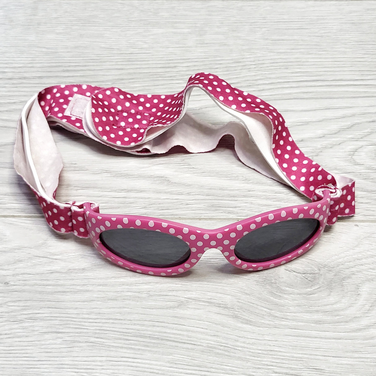 MSNDS11 - Baby sunglasses with strap