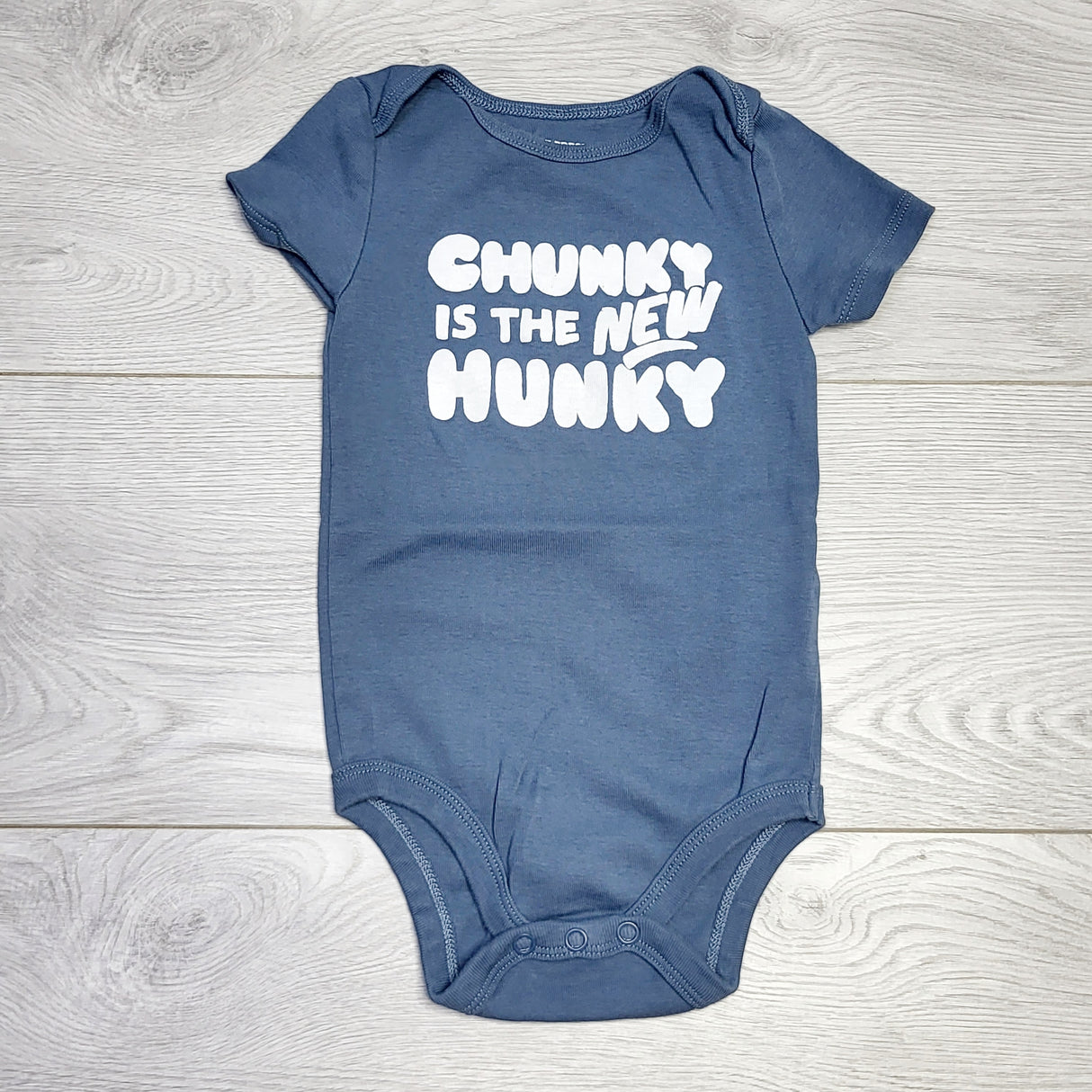 RZA2 - Joe grey-blue "Chunky is the New Hunky" onesie. Size 12-18 months
