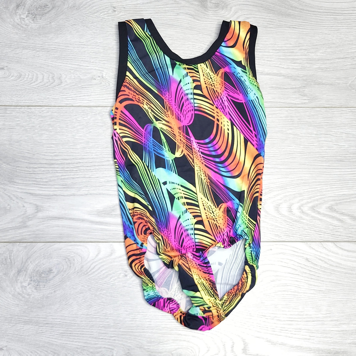 HWIL1 - Abstract patterned gymnastics suit. Approx size 5/6