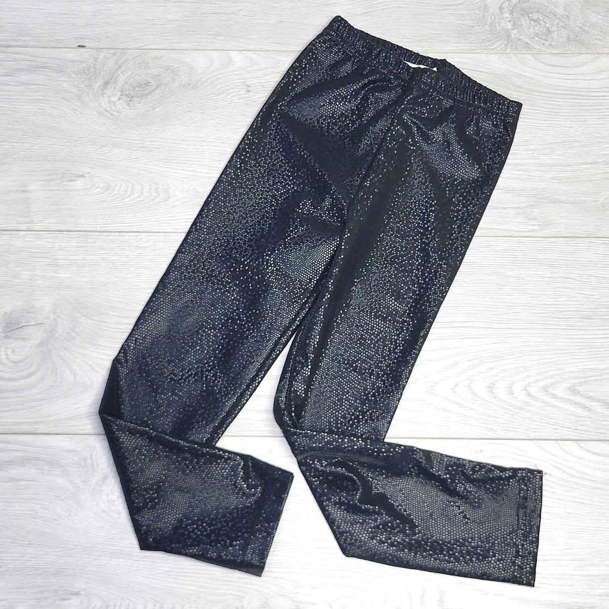 HWIL1 - Appaman black shine leggings. Size 5T