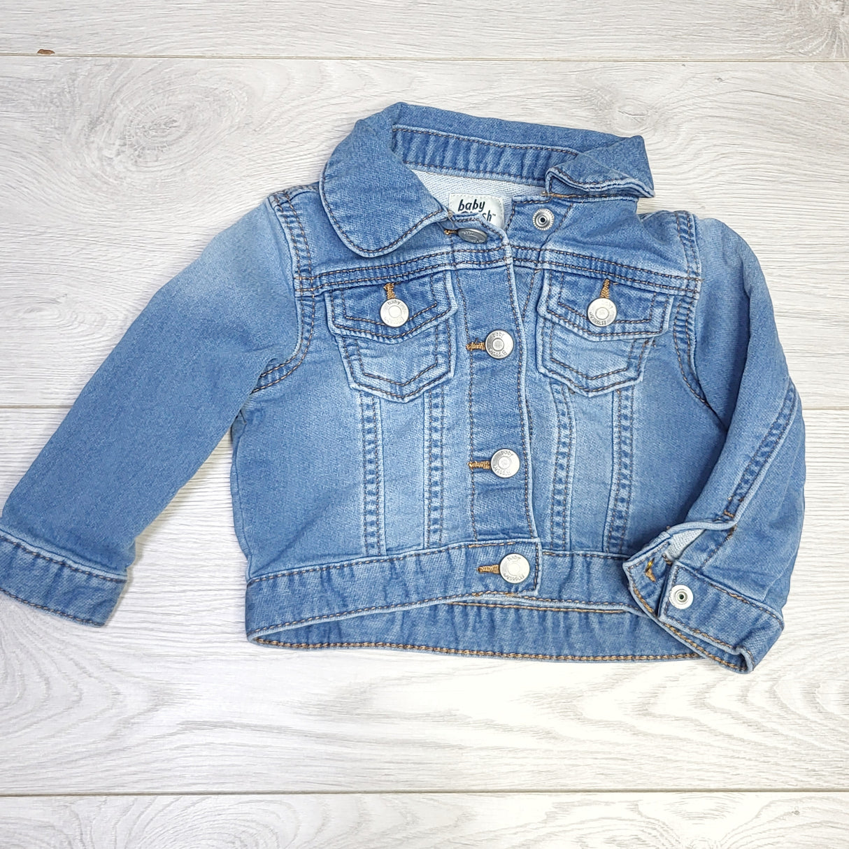 KJHN1 - Baby B'gosh denim jacket with snap buttons. Size 12 months