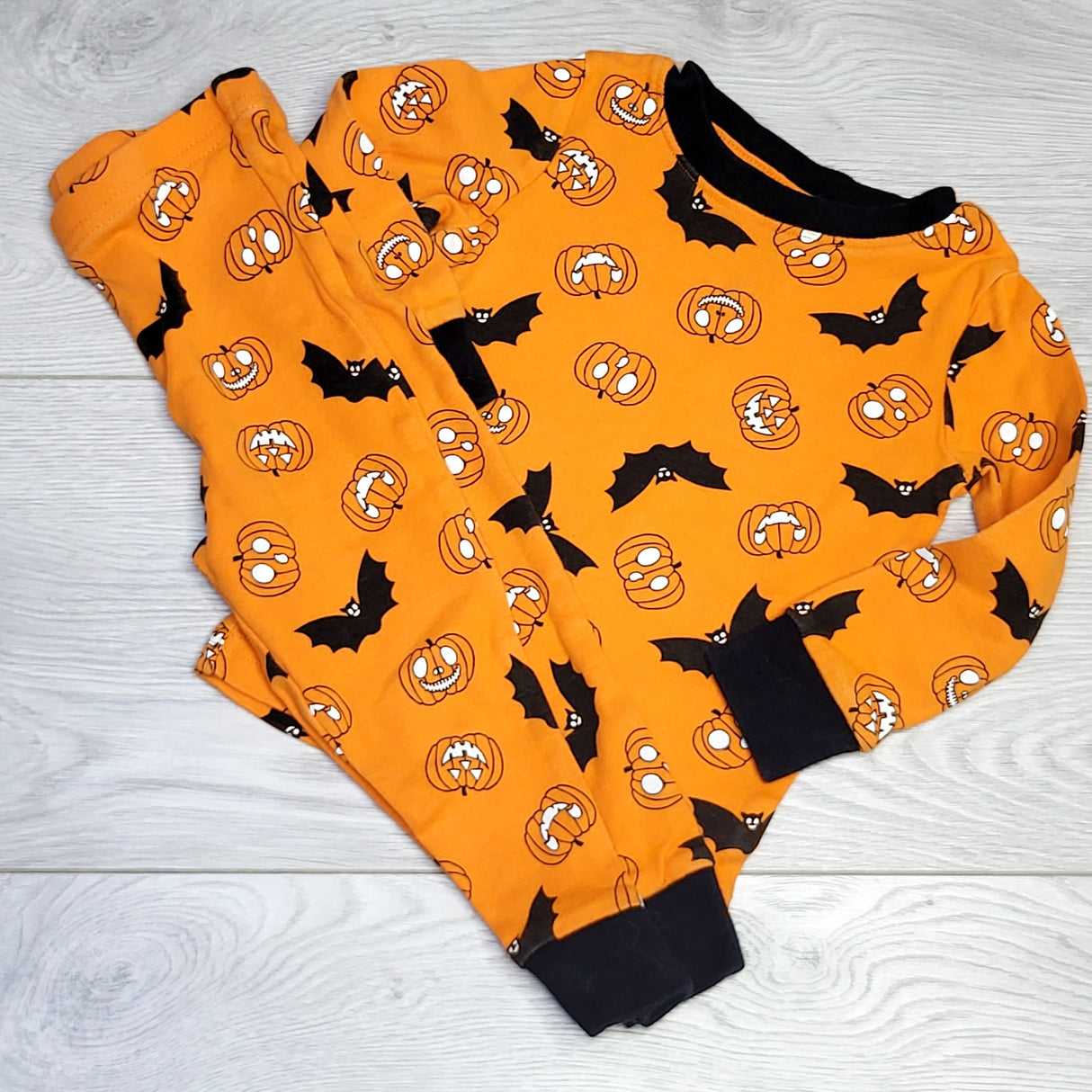KJHN2 - George 2pc Halloween themed cotton PJs. Size 12-18 months