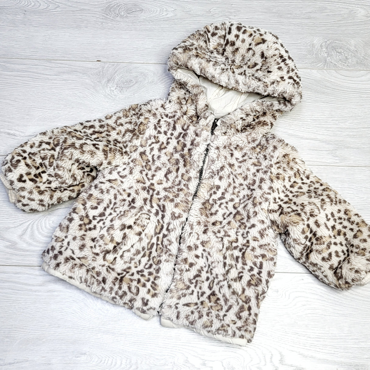 KJHN2 - Zara leopard print faux fur reversible jacket. Size 12-18 months