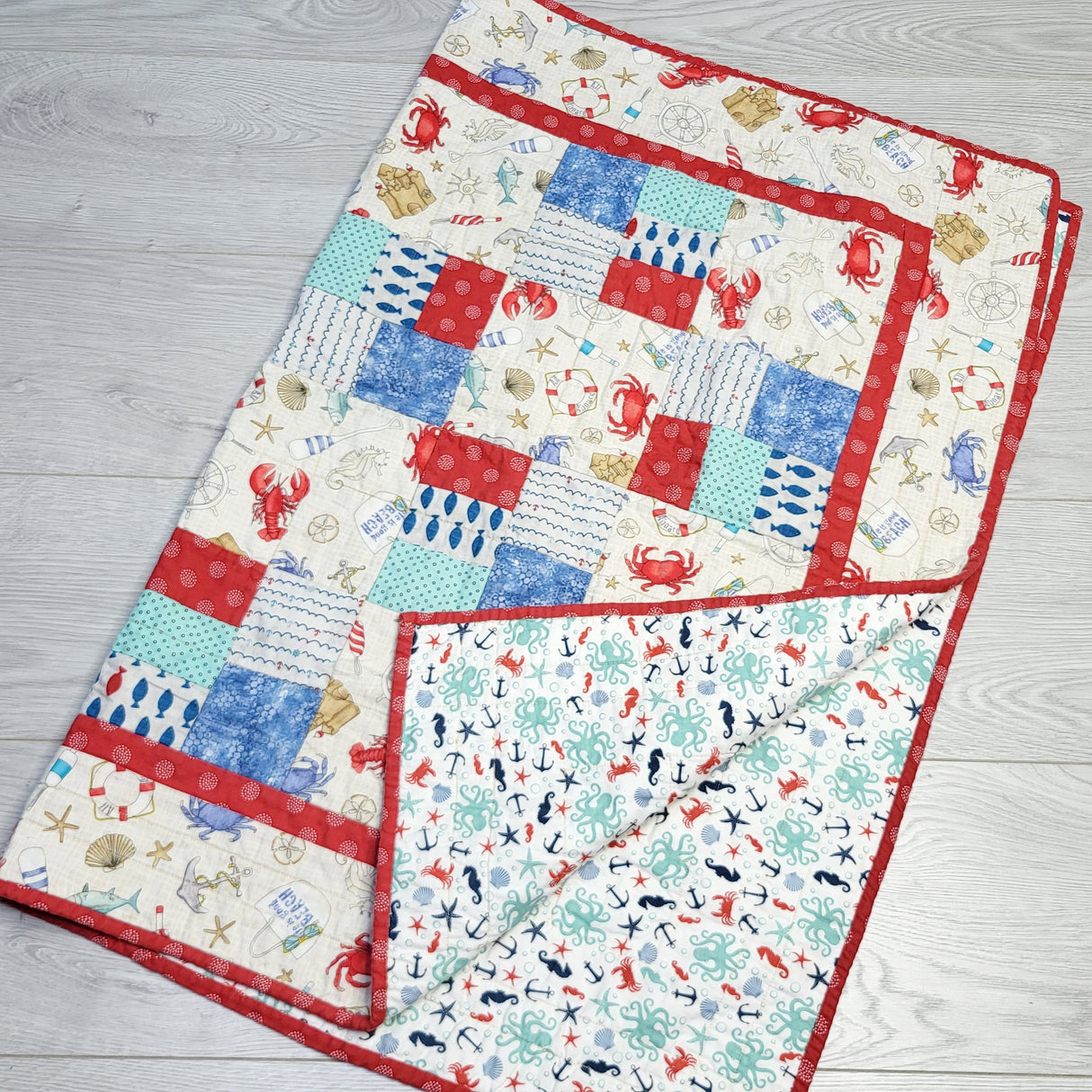 HRMP11 - Handmade reversible baby quilt