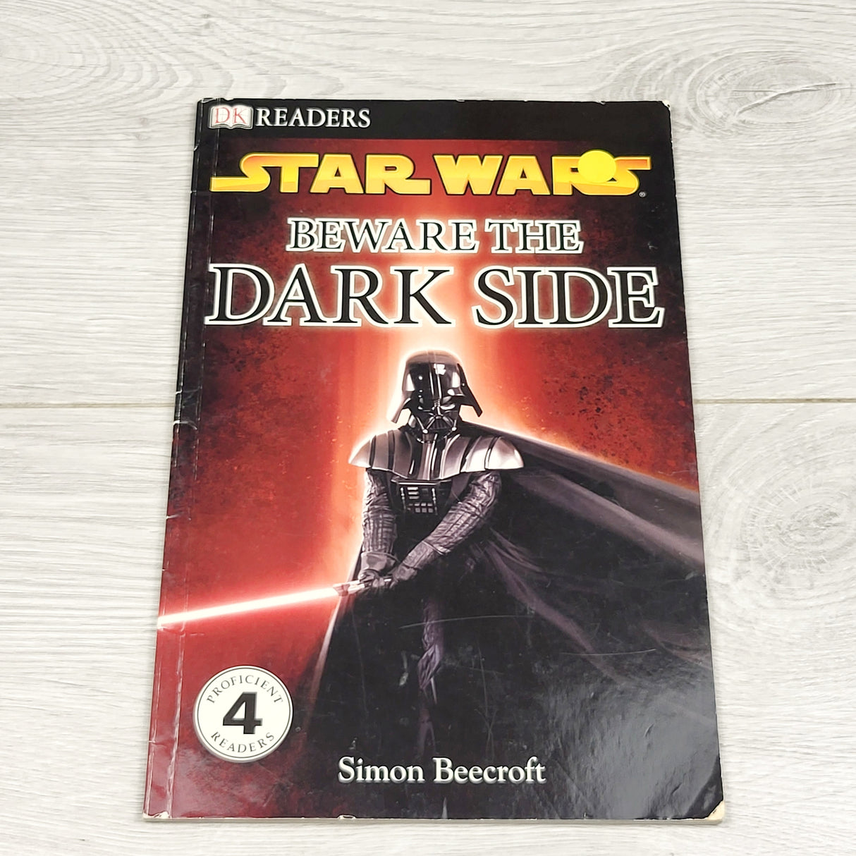 KBRD1 - Beware the Dark Side. Soft cover level 4 Star Wars early reader book.