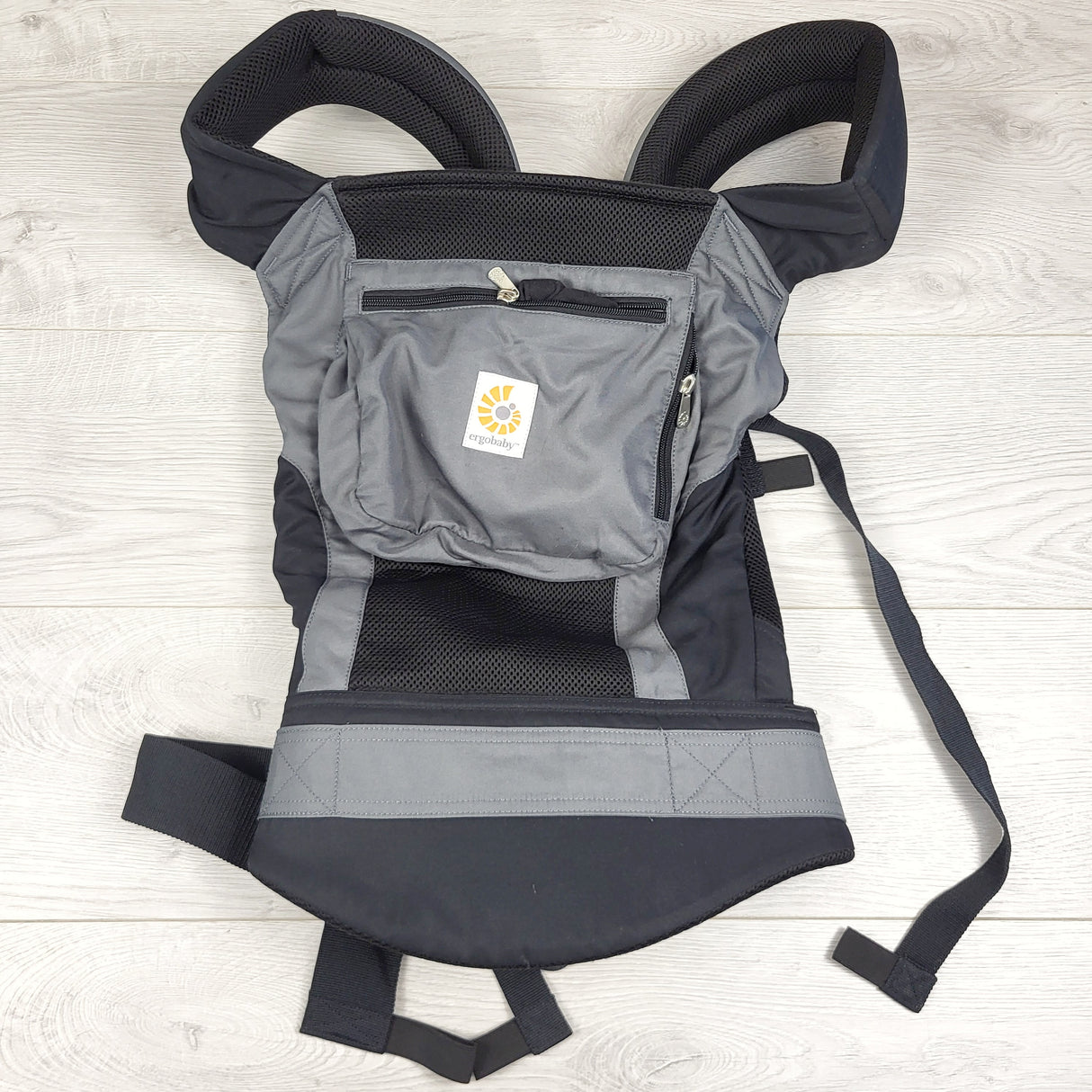 GBAR1 - ErgoBaby Performance Baby Carrier