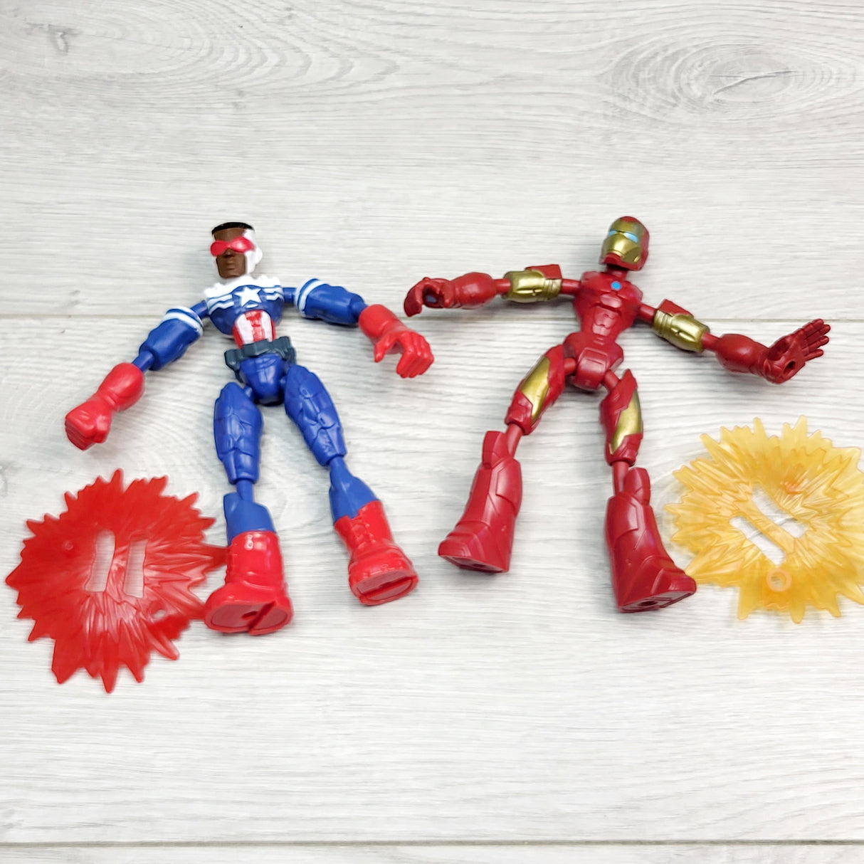 AHFF3 - Avengers Flex and Bend action figures