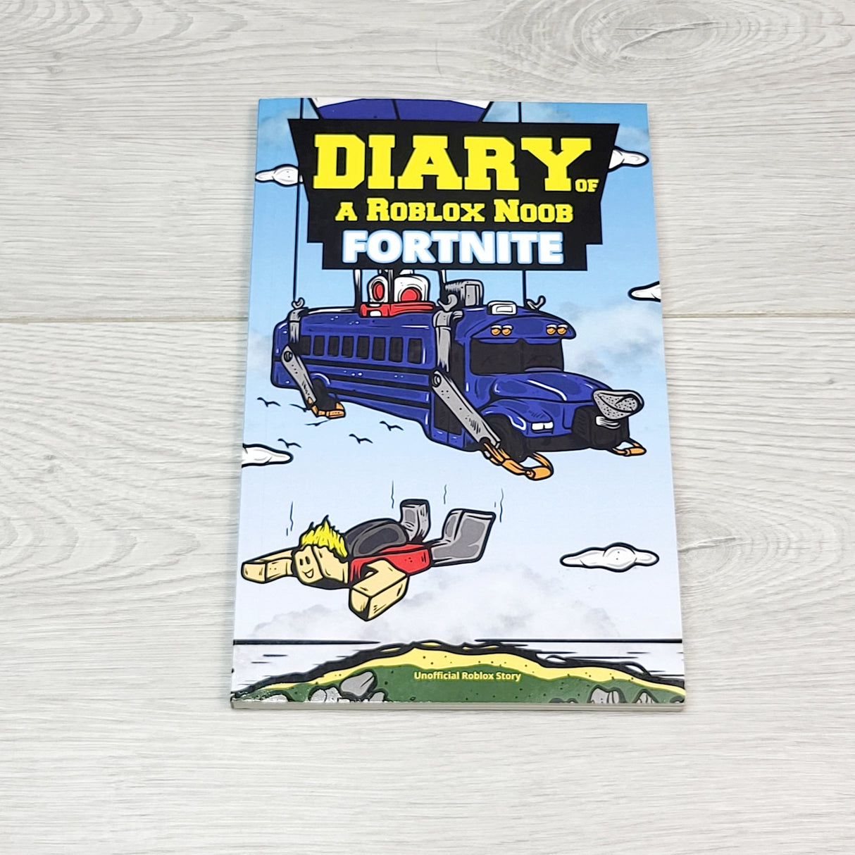 KBRD2 - Diary of a Roblox Noob: Fortnite. Soft cover chapter book