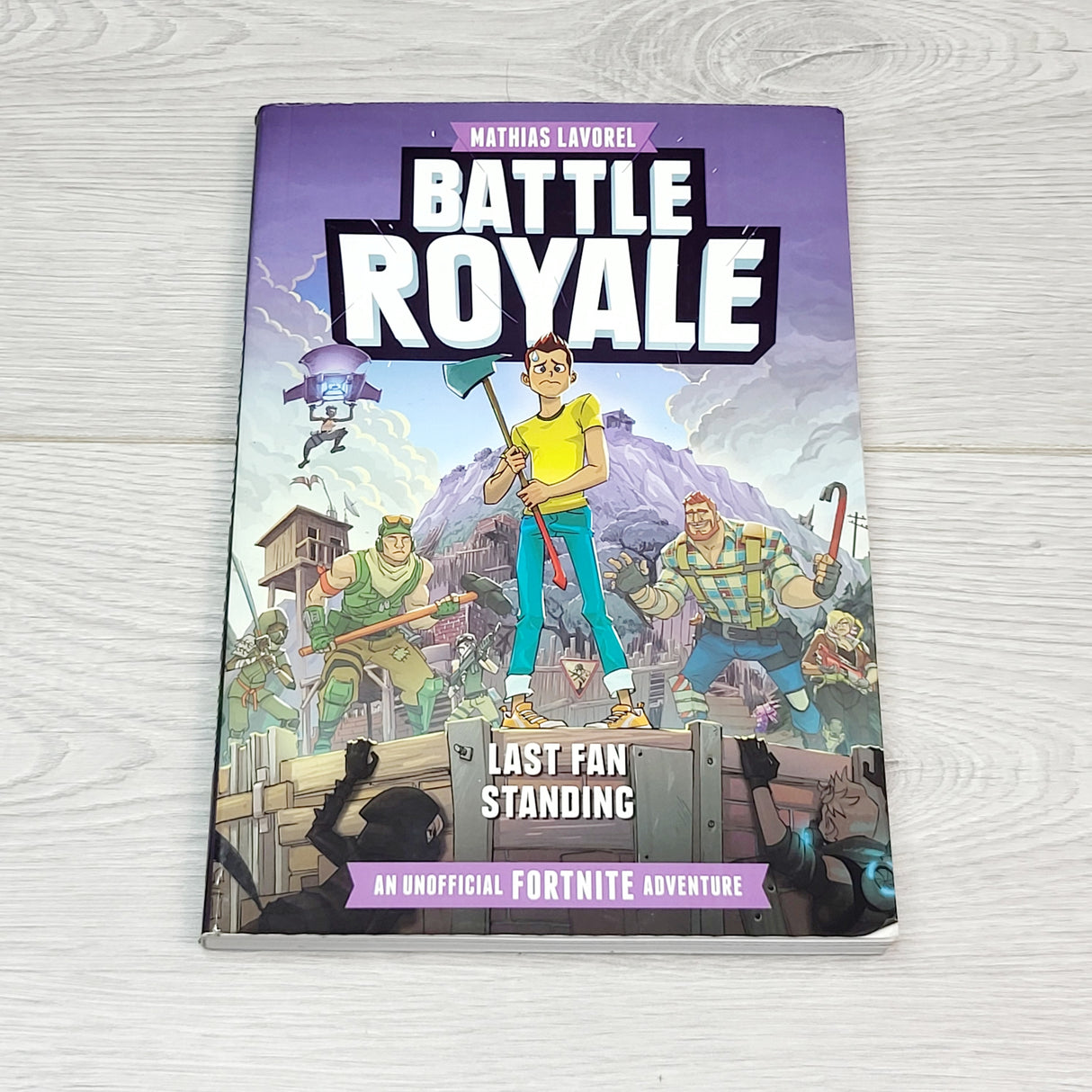 KBRD2 - Battle Royale: Last Fan Standing. Soft cover Fortnite chapter book