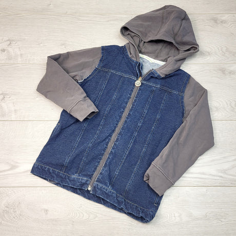 JJSS7 - Peekaboo Beans denim look zip up hoodie with tiger patch. Size 5T