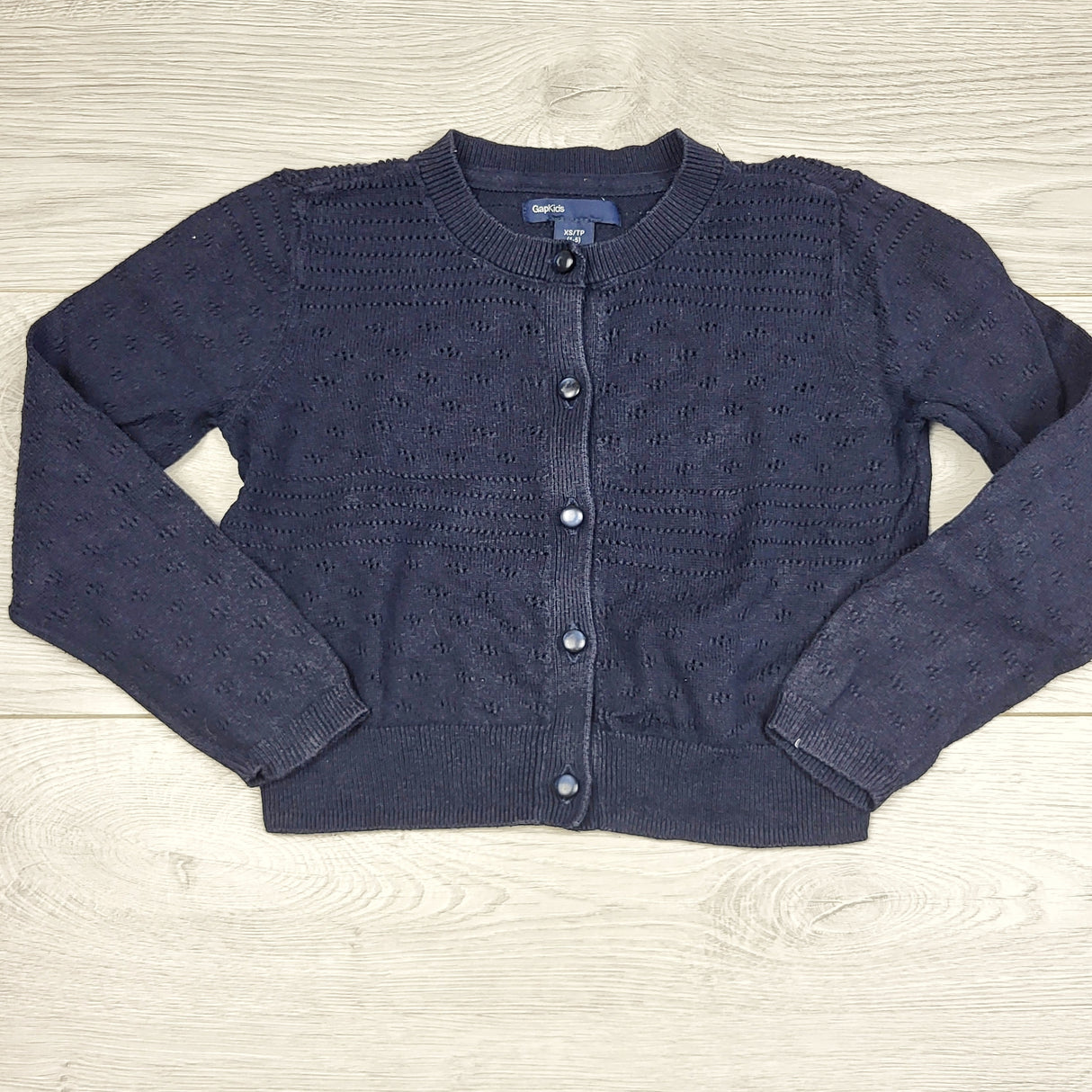 LBYL1 - Gap navy cardigan sweater. Size 4/5T