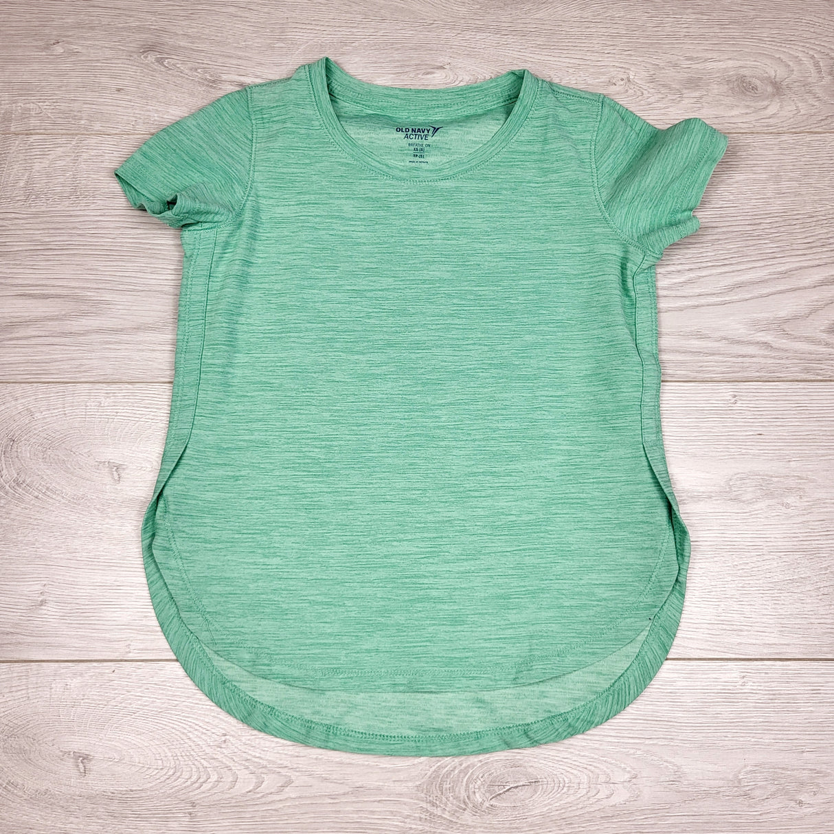 LBYL1 - Old Navy green "Breathe On" active t-shirt. Size 4/5T