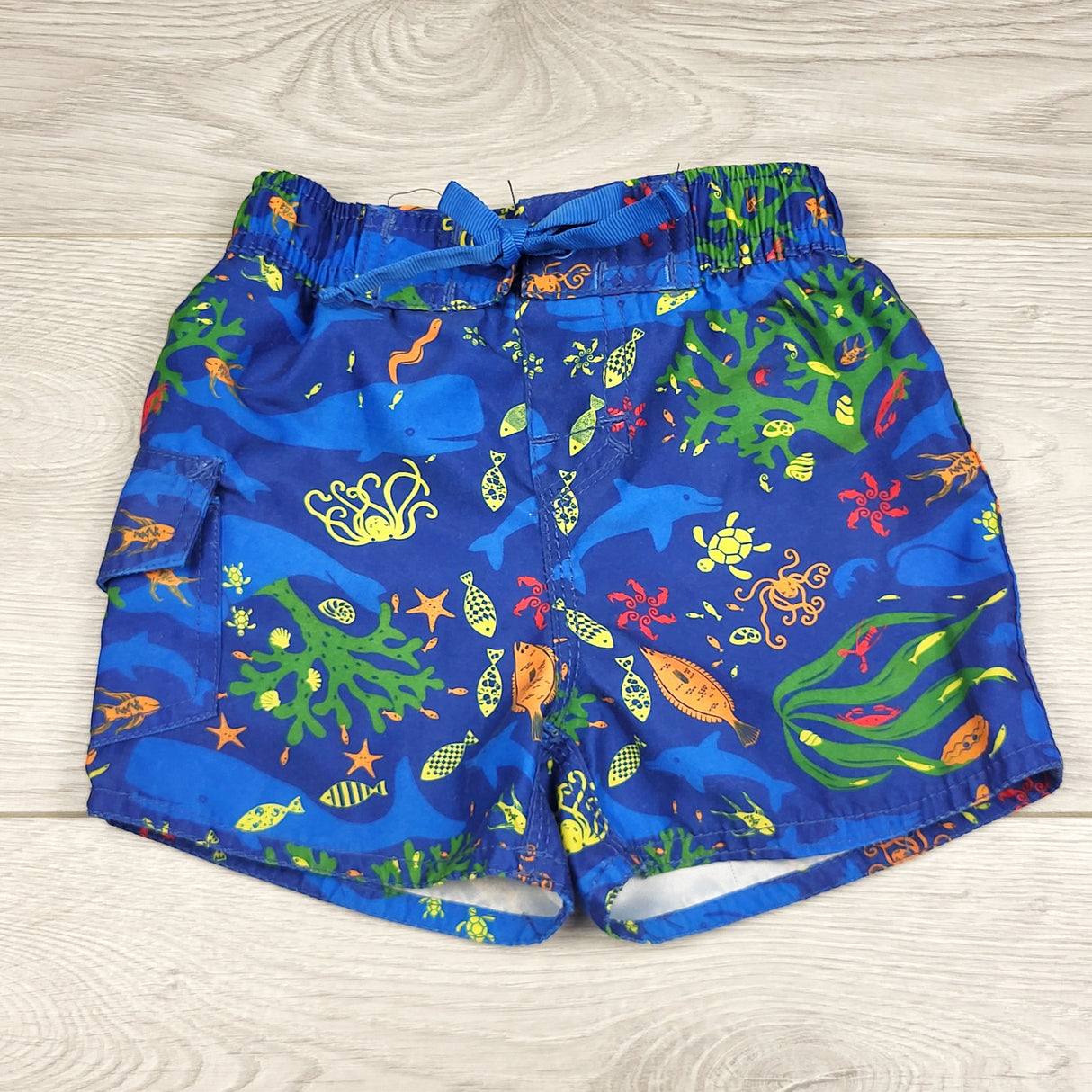 RBEN1 - L.L. Bean blue mesh lined ocean themed swim shorts. Size 6-12 months