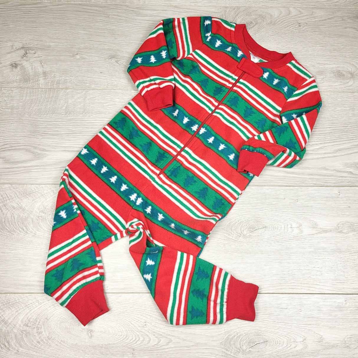 KHAN1 - George red and green striped fleece holiday sleeper. Size 2T