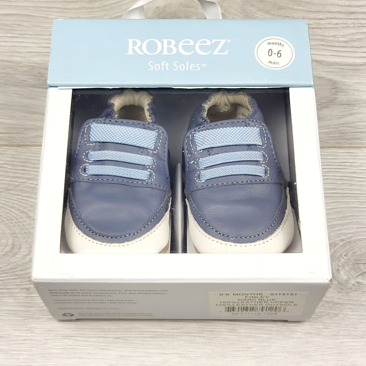 MRSH2 - NEW - Robeez blue soft soled leather "Finley" shoes. Size 0-6 months