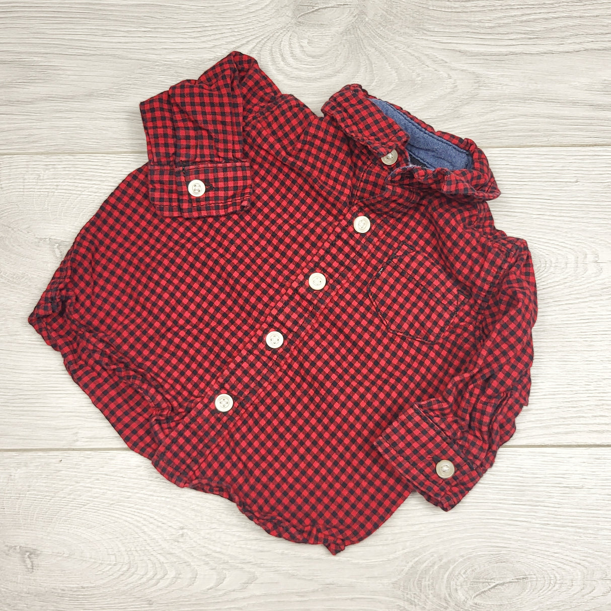 RBEN2 - Carters red and navy plaid button down shirt. Size 3 months