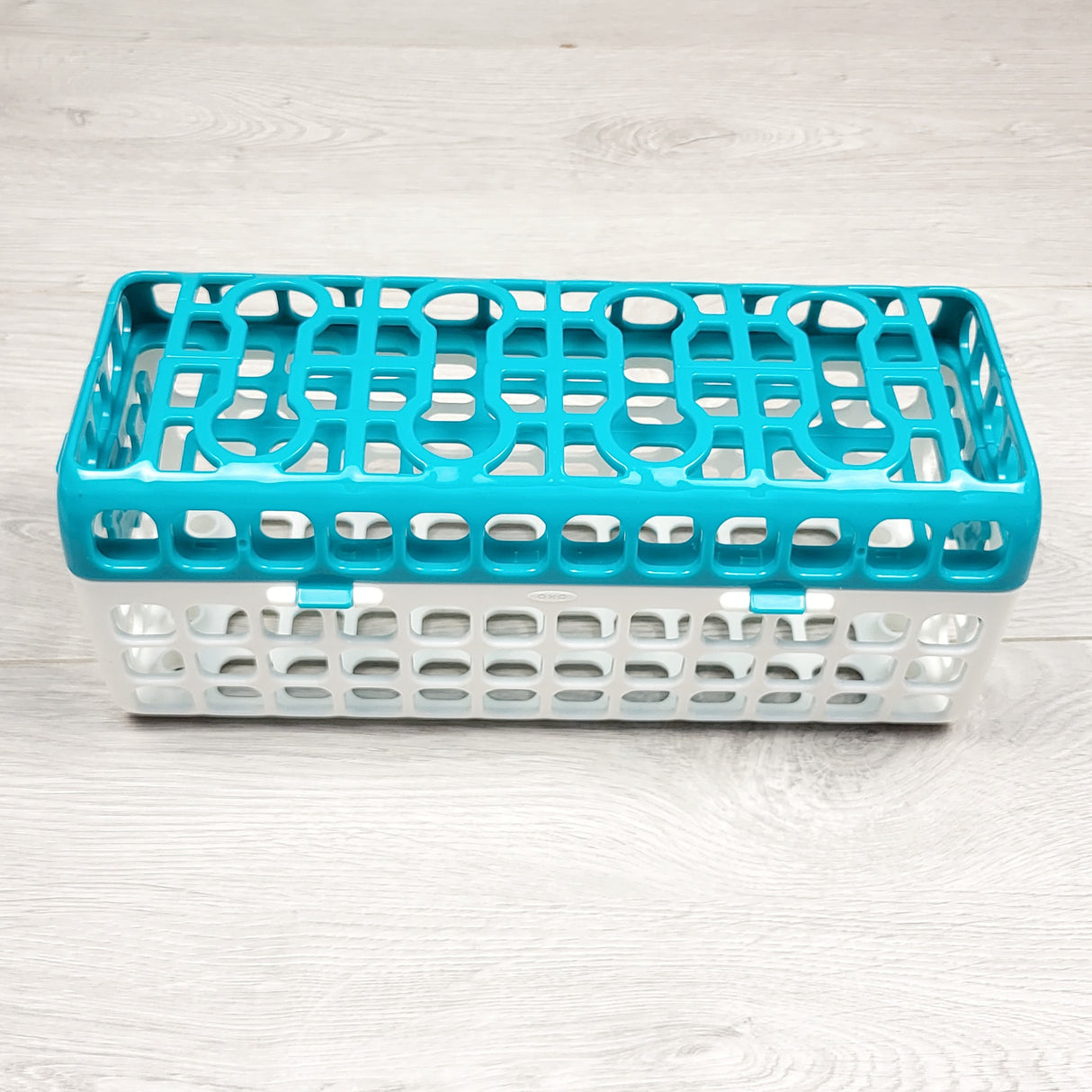 JFLM1 - OXO Tot Dishwasher basket