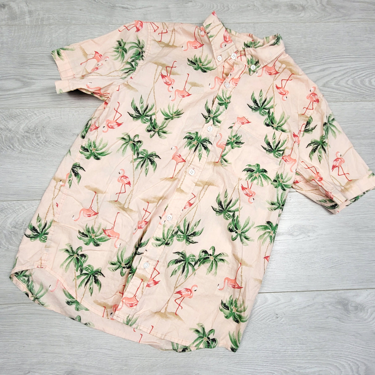 SHYS2 - Old Navy pink button down shirt with flamingos. Size 14/16