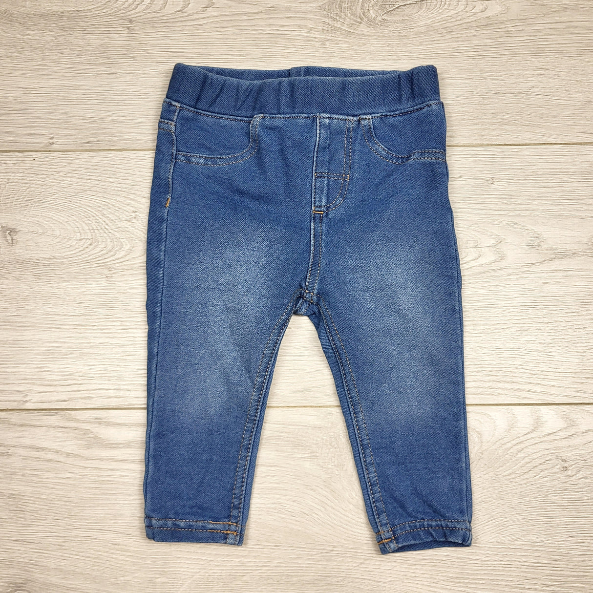 MBLK11 - H and M denim look jeggings. Size 4-6 months