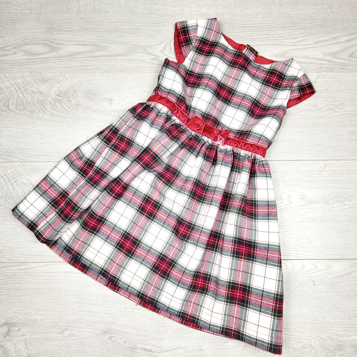 AKUR11 - L.O.G.G. plaid special occasion dress. Size 4/5T