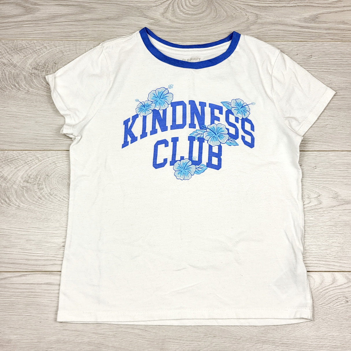 MIRE3 - Old Navy white Kindness Club" t-shirt. Size 8