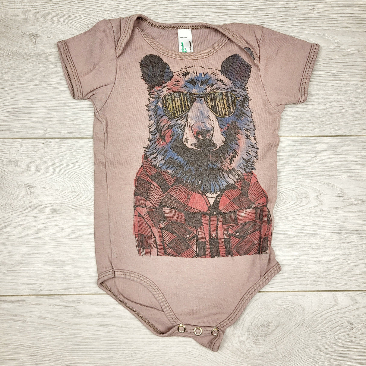 MIRE3 - Westcoastees bodysuit with bear. Size 12-18 months