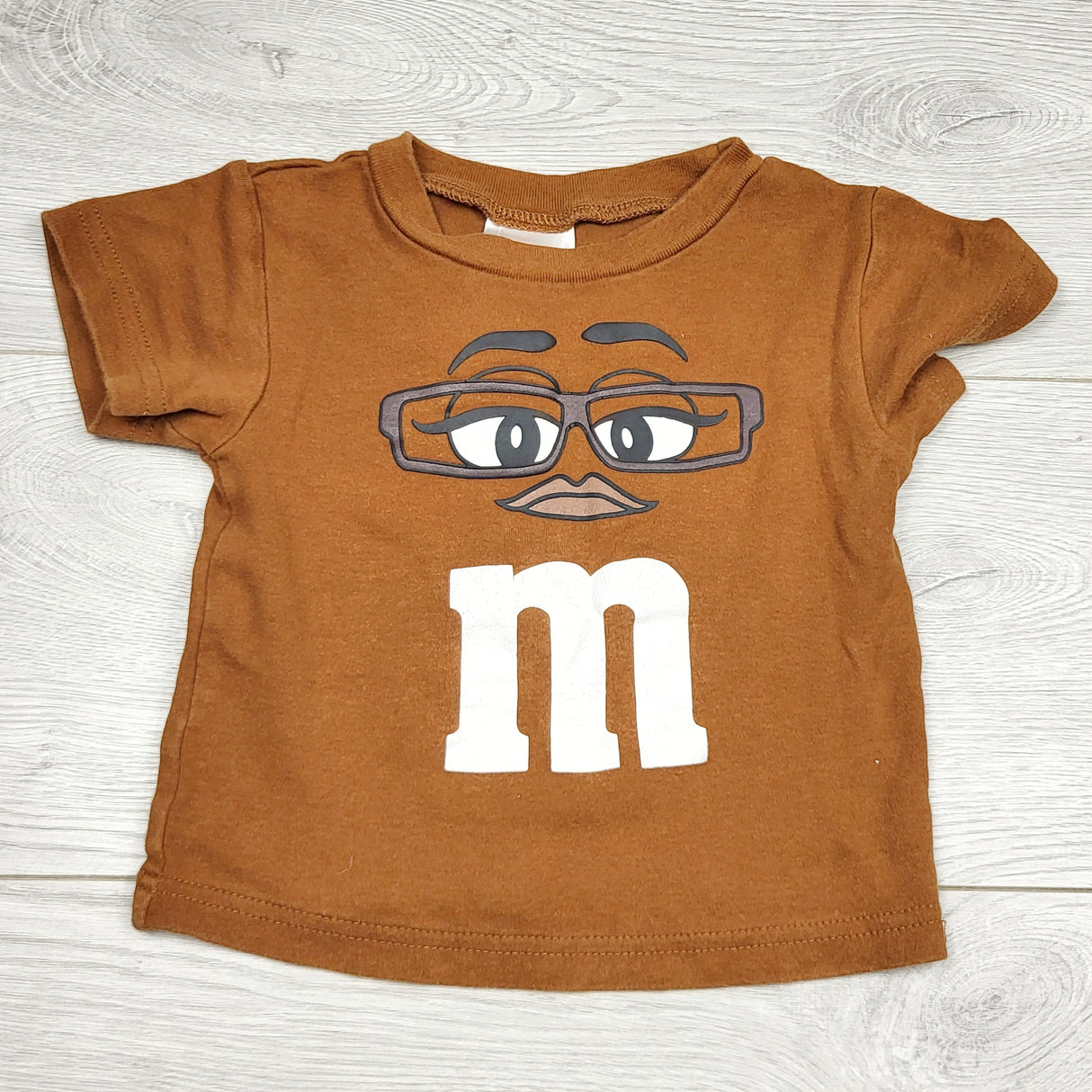 JFLM2 - M and M's brown t-shirt. Size 2T