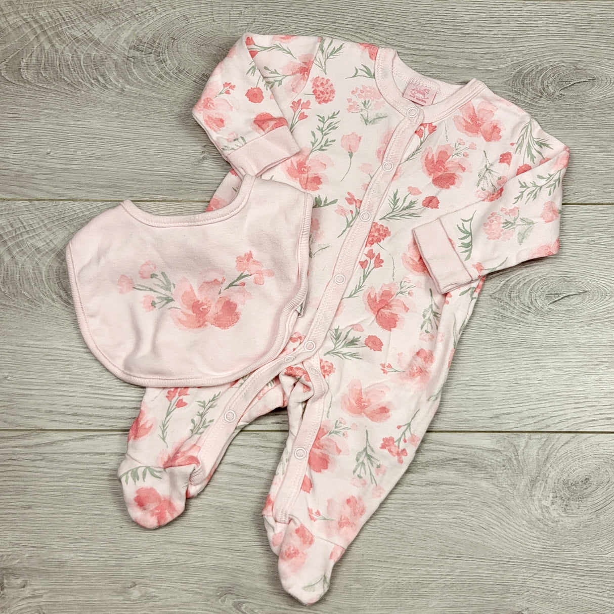 JFLM2 - Rock-a-Bye Baby pink floral print cotton sleeper with bib. Size 0-3 months