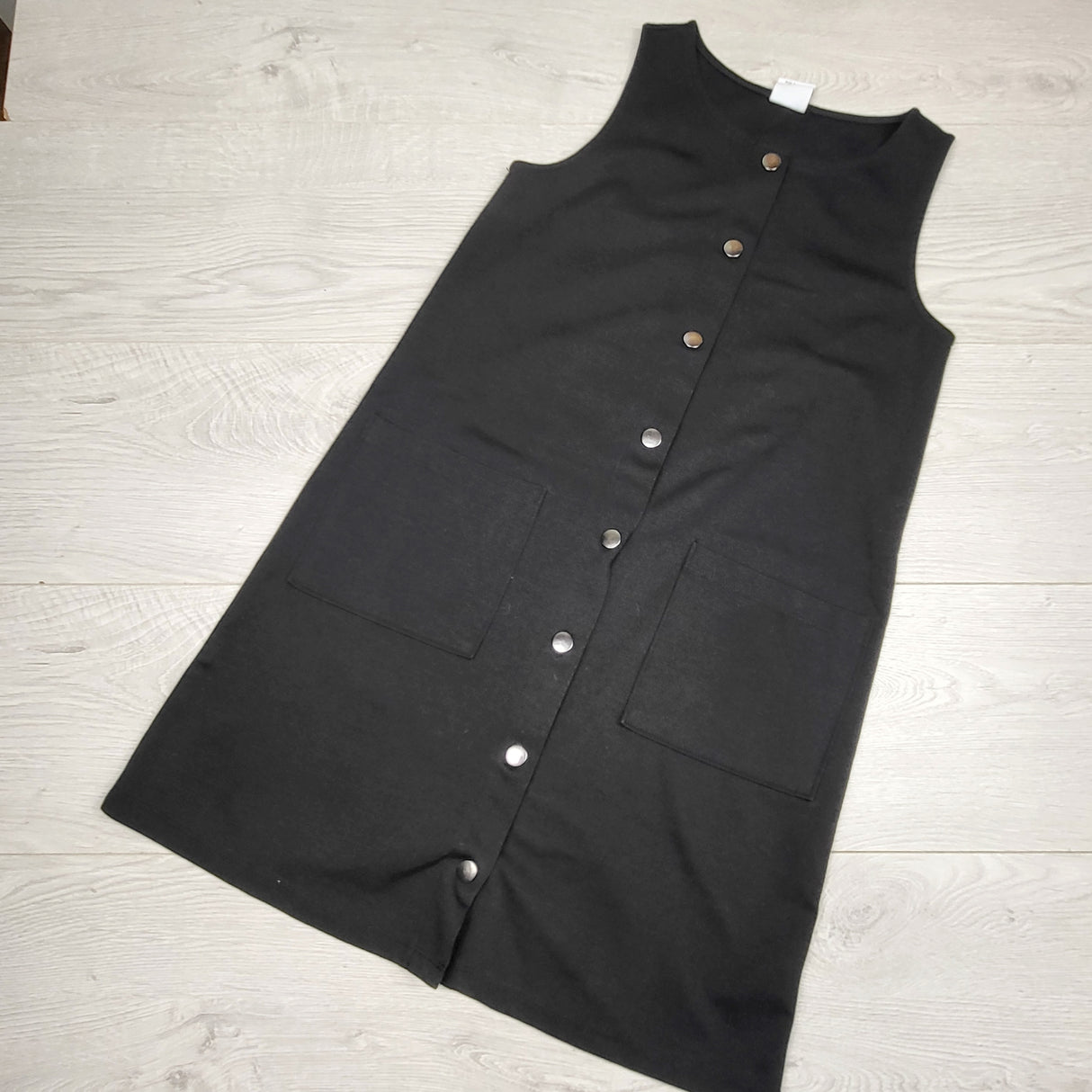 SHYS3 - Gap black jumper dress. Size 10