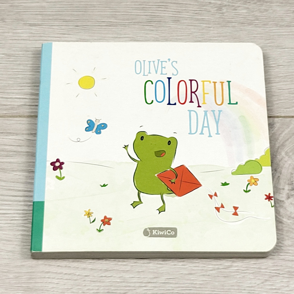 MIRE4 - Olive's Colorful Day. KiwiCo board book