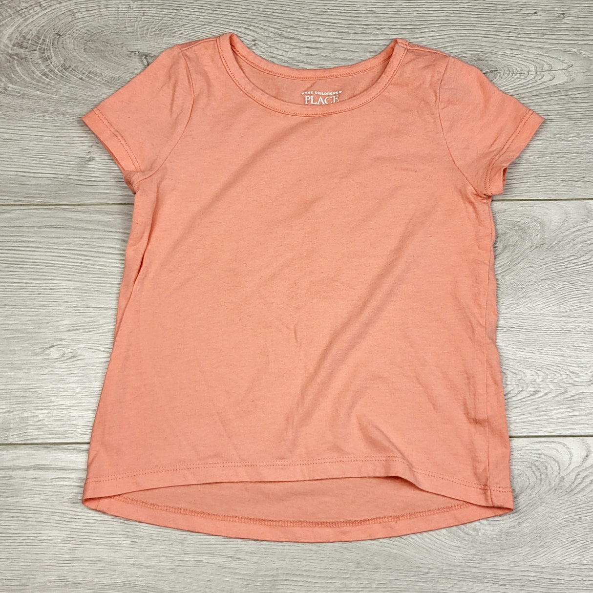 AWAT1 - Children's Place coral t-shirt. Size 4T