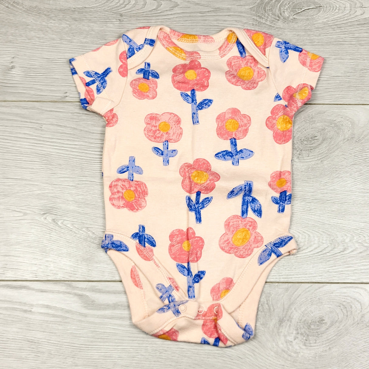 KWTT23 - Old Navy pink bodysuit with flowers. Size 0-3 months