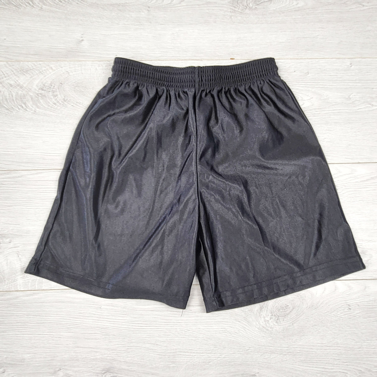 SPLT3 - Black active shorts with inner drawstring. Size large