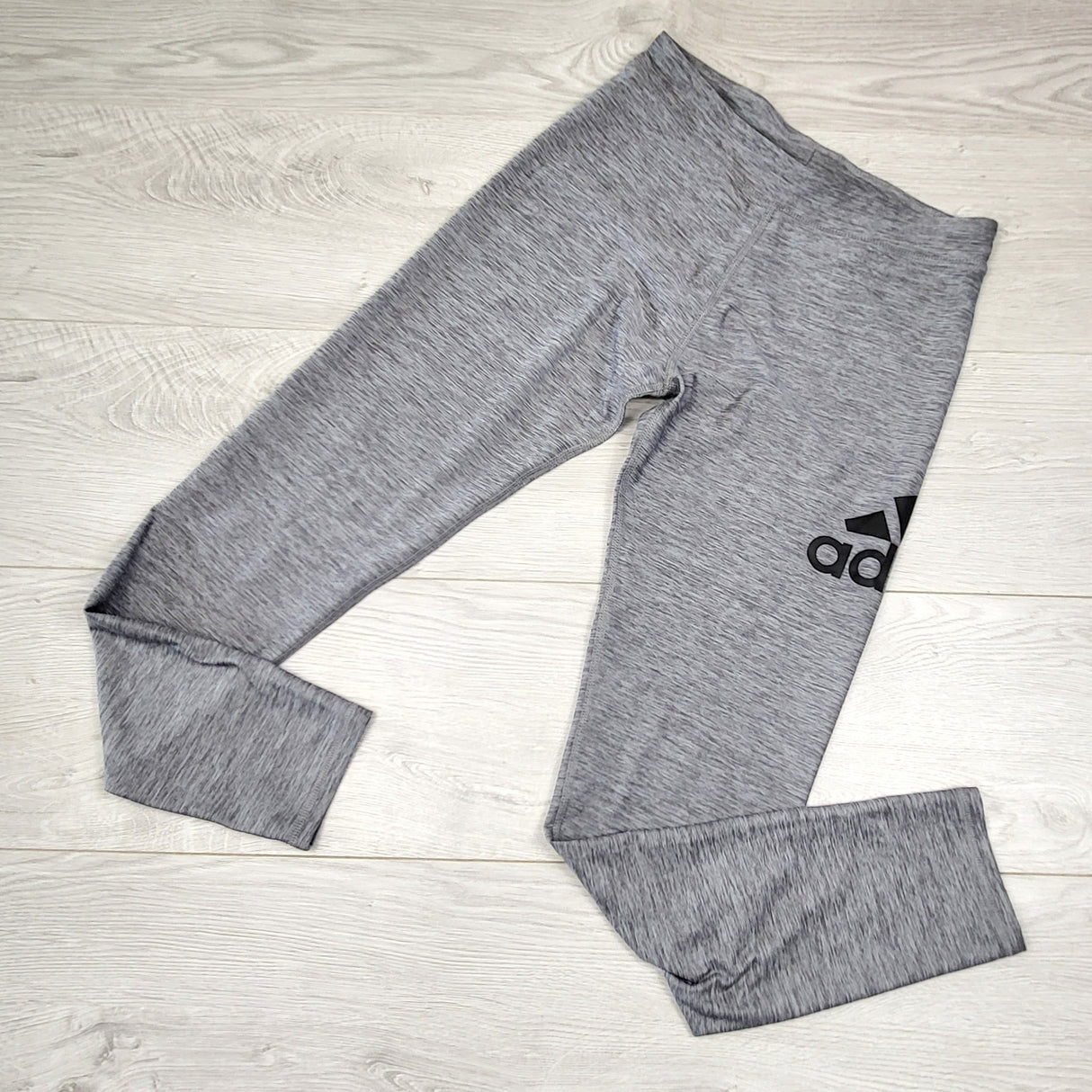 SPLT3 - Adidas grey active leggings. Size XL