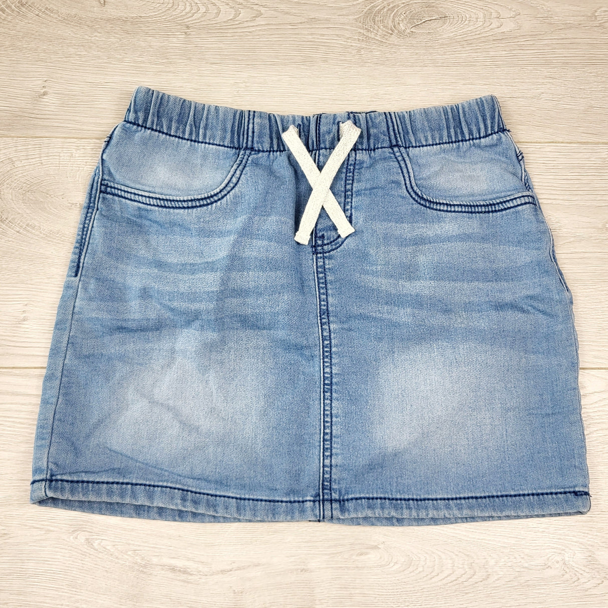 SPLT3 - Oshkosh stretch denim skirt. Size 10