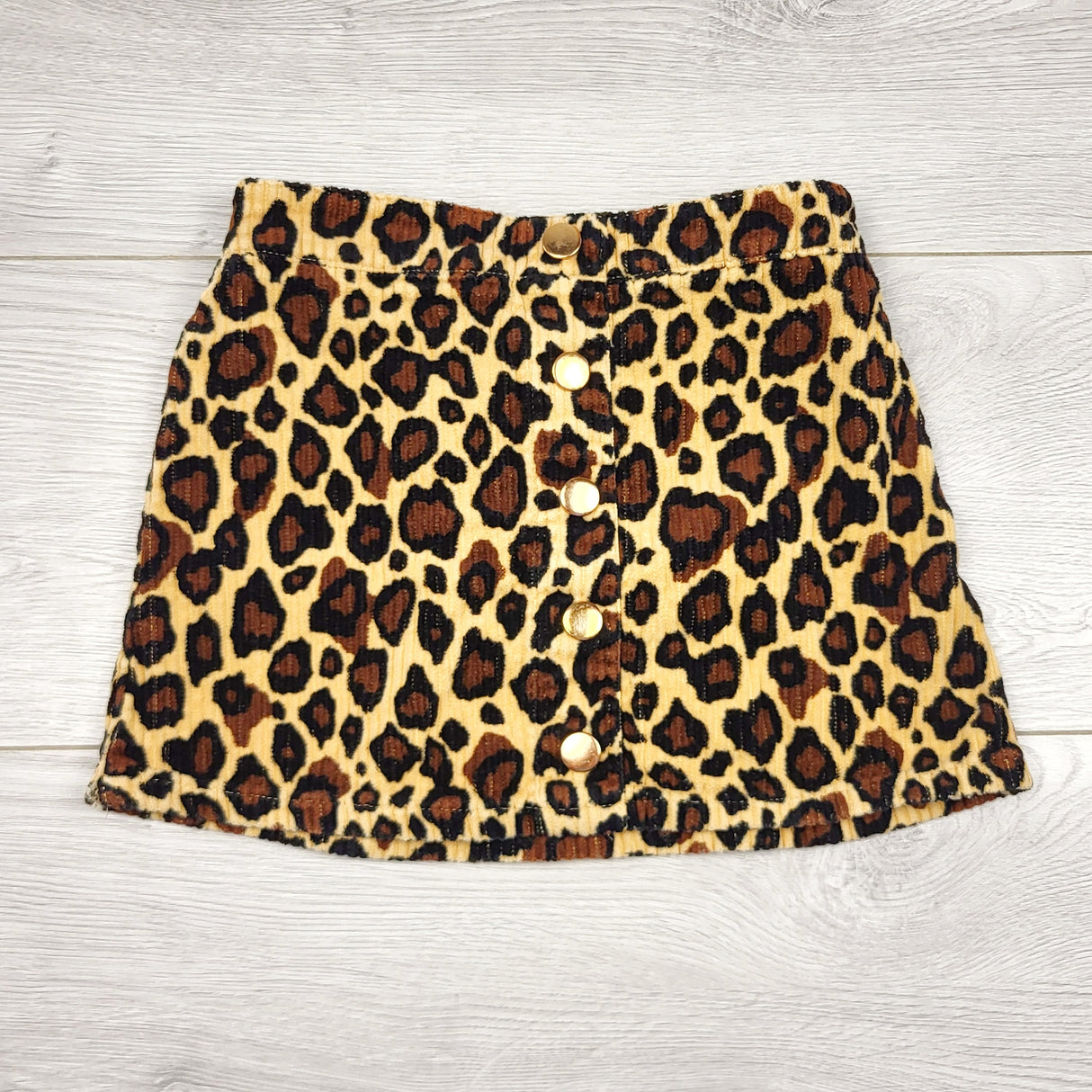 MHAN1 - Old Navy ribbed leopard print skirt. Size 4T