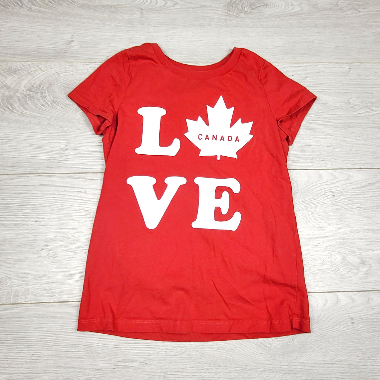 DPAR1 - Carters red "Love" t-shirt. Size 7