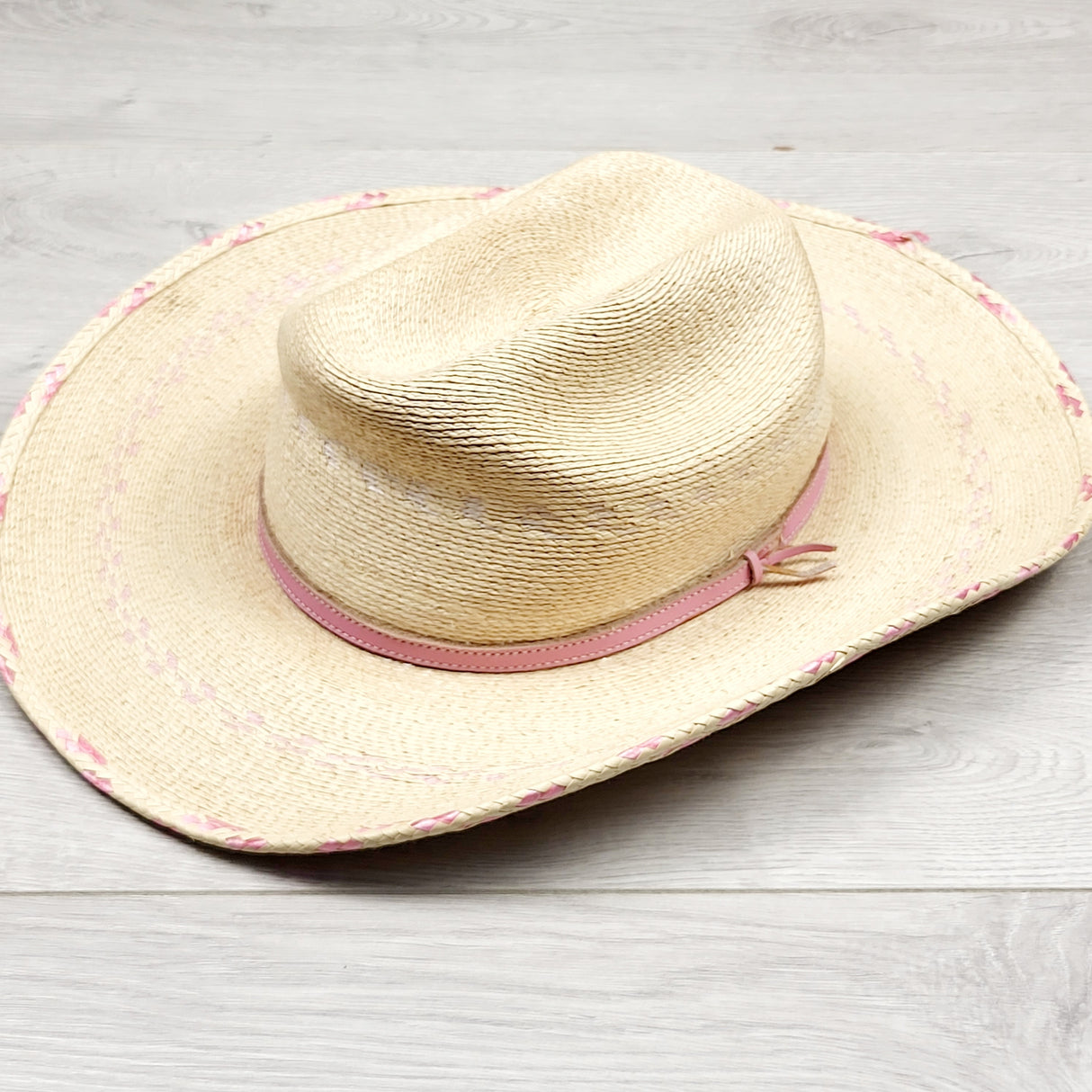 ESZ1 - Straw cowboy hat. Size XS / Small. Local pick up or delivery only