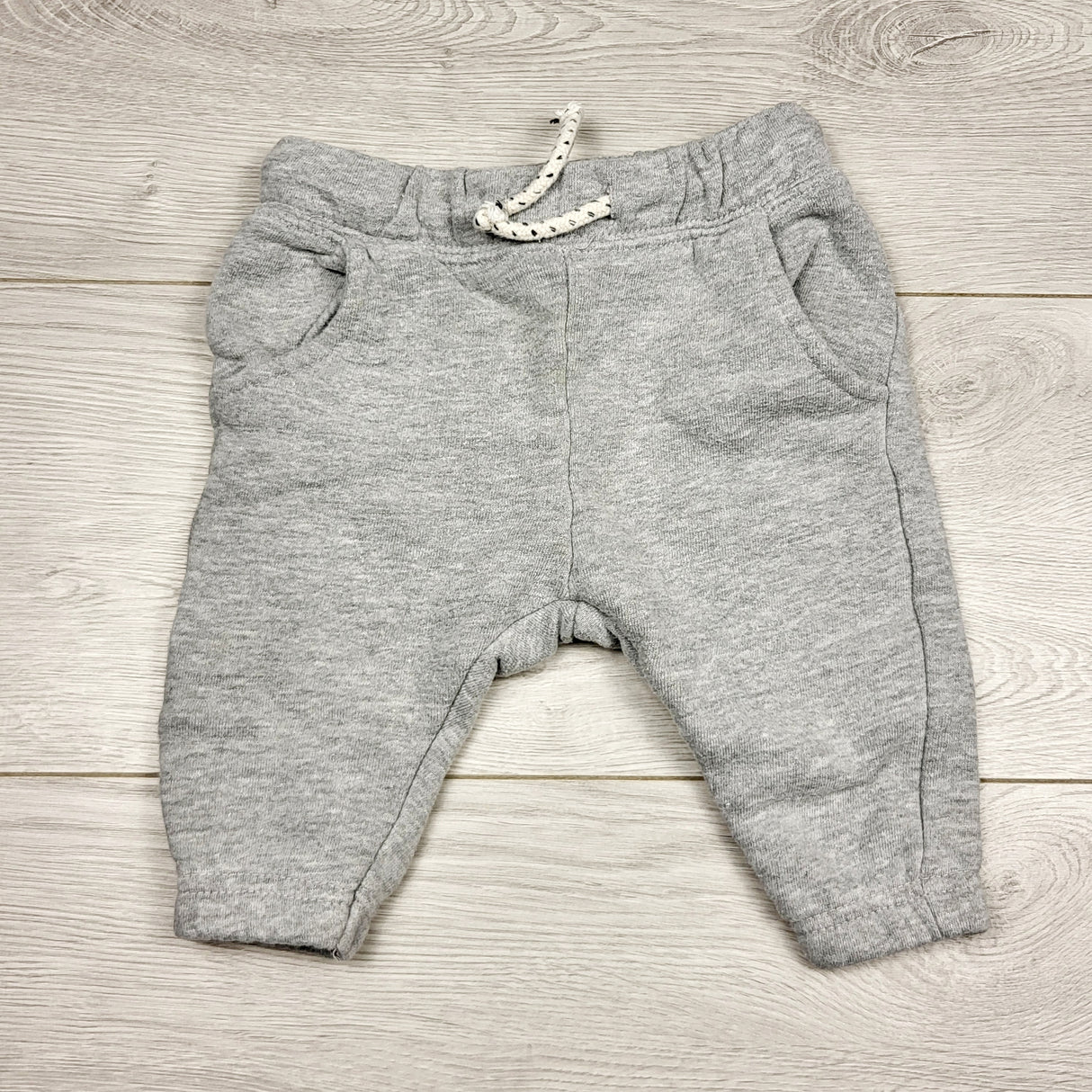 ECRS11 - Zara grey fleecy lined sweatpants. Size 6-9 months